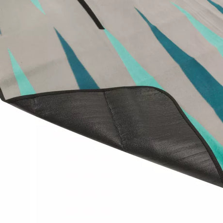 BACKGAMMON PICNIC RUG MANTEL